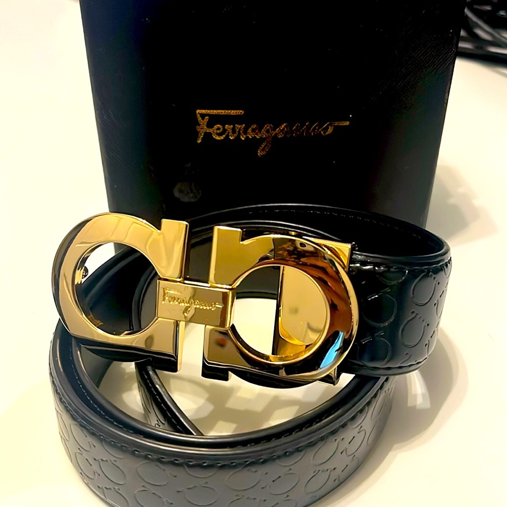 Ferragamo black and gold belt